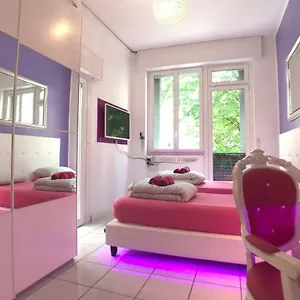 Duomo Luxury House 9 Pax Holiday home Milan